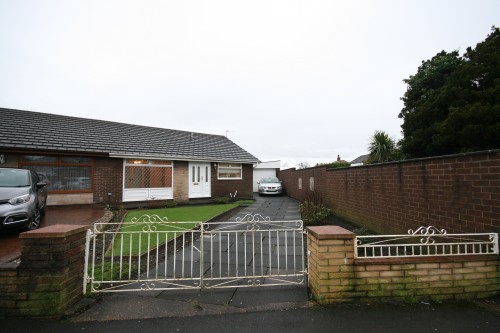 View Full Details for The Fallows, Chadderton, Oldham