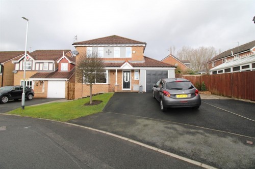 View Full Details for Glade Wood Drive, Failsworth, Manchester