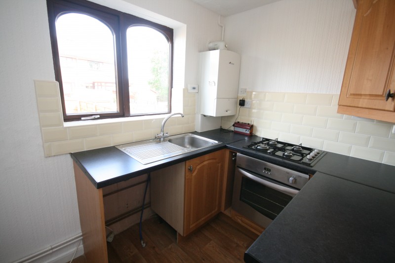 Alders Court, Oldham - Photo 5