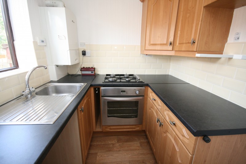 Alders Court, Oldham - Photo 6