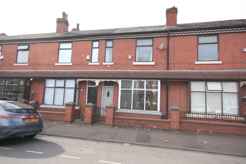 Seymour Road South, Manchester - Photo 1